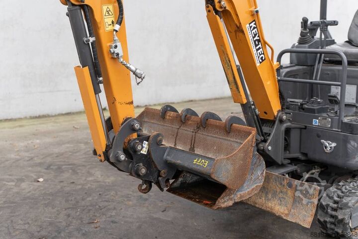  CASE CX 17 C