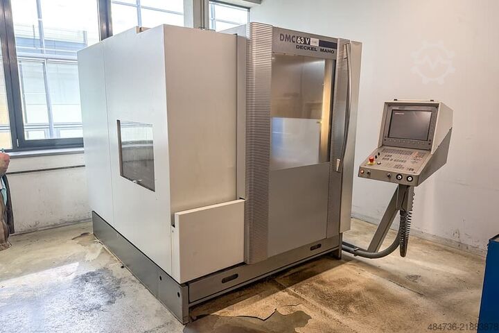 κατακόρυφο κέντρο κατεργασίας Deckel Maho DMC 63V