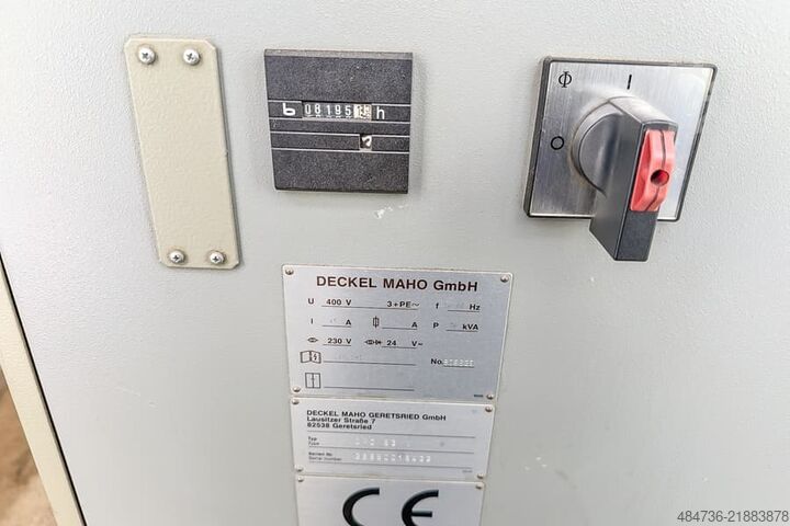 κατακόρυφο κέντρο κατεργασίας Deckel Maho DMC 63V