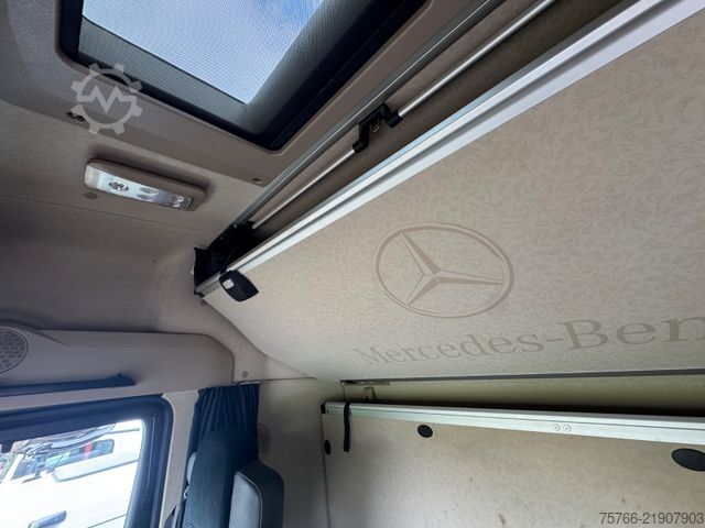 Камион за напитки MERCEDES-BENZ ACTROS 1836 L / GIGA / Top !