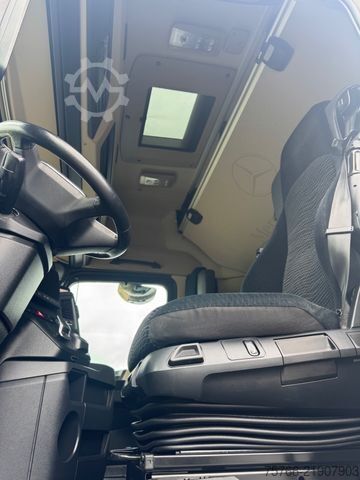 Камион за напитки MERCEDES-BENZ ACTROS 1836 L / GIGA / Top !