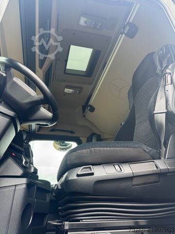 Камион за напитки MERCEDES-BENZ ACTROS 1836 L / GIGA / Top !
