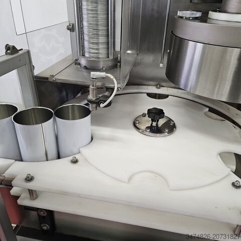 Skārda konservu aizvēršanas iekārta B.D.P. MA 260