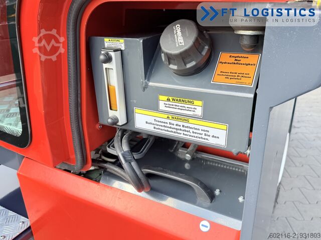 4방향 지게차 Combilift C3000ET TRIPLEX 5940 WIDE FORK POSITIONE
