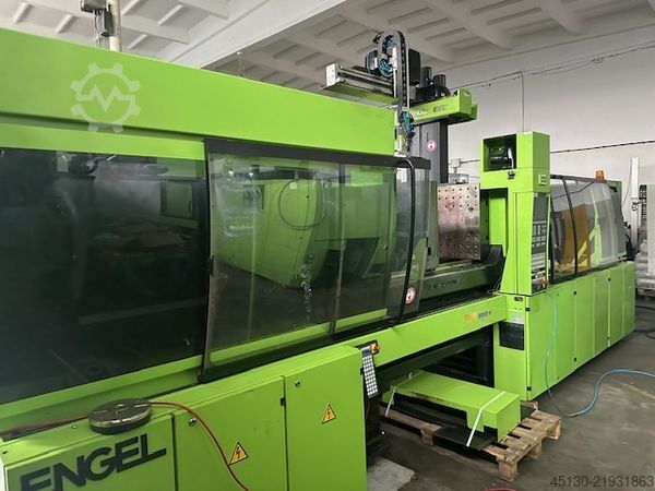 Sissepritsevormimis-masin Engel ES 1350/275 HL mit dem Roboter Engeel