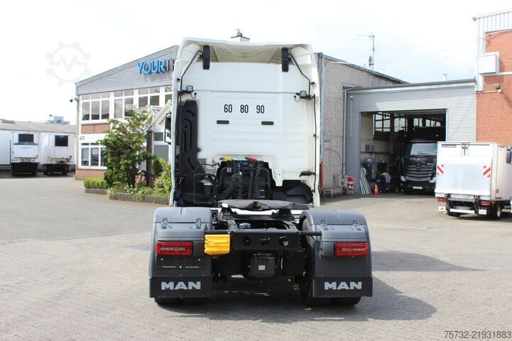 Standard SZM MAN TGX 510 XLX Retarder Standklima 2 Tank Kühlbox