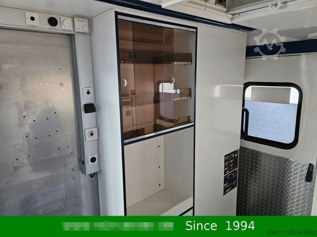 Fire truck MERCEDES-BENZ Sprinter 516 CDI KOFFER RETTUNGSWAGEN T