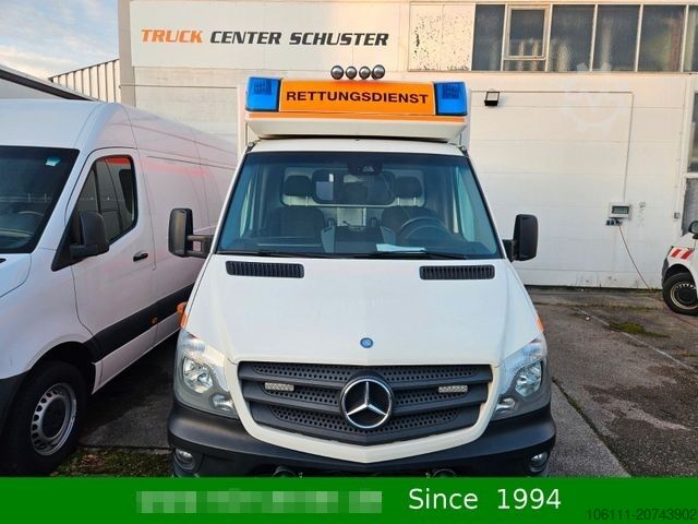 Fire truck MERCEDES-BENZ Sprinter 516 CDI KOFFER RETTUNGSWAGEN T