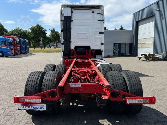 带驾驶室的底盘 Volvo FH 16.750 6x4 Globe XL Chassis Retarder 4.30 Wb...