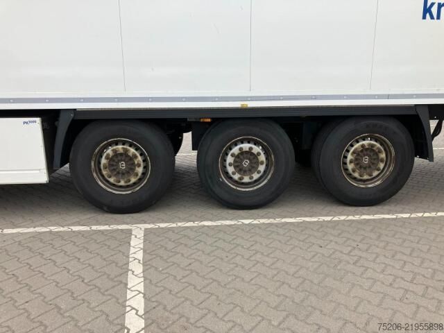 Рефрижераторний напівпричіп Krone Cool Liner Duoplex Steel Standard