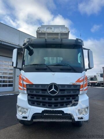 Camion basculante trilateral MERCEDES-BENZ AROCS 4145, 8X4 MEILLER-KIPPER, EURO 6, BORDMATIK