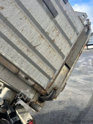 Camion basculante trilateral MERCEDES-BENZ AROCS 4151, 8X4 MEILLER-GESTEINSKIPPER, EURO 6, BORDMATIK, RETARDER, BLATT-BLATT