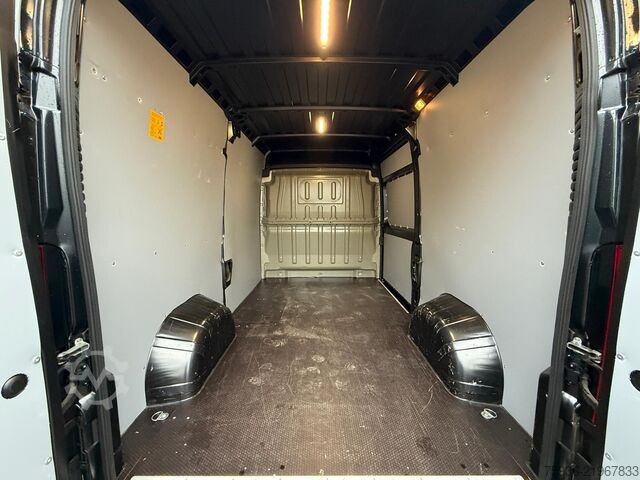 Panel van Peugeot Boxer 2.2 HDi 140PK Automaat L2H2 3.5t Full opt...
