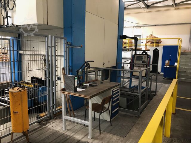 Máquina de estampagem automática KAISER KSTU4000-25-6P