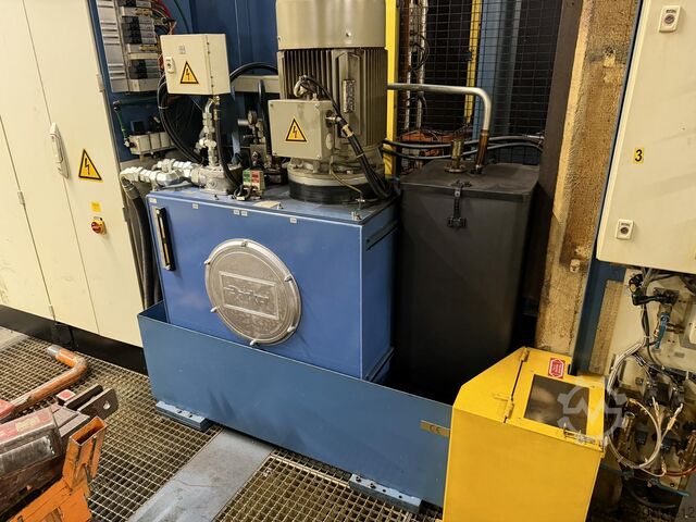 Hydraulinen renkaiden vulkanointipuristin Harburg-Freudenberger Maschinenbau GmbH MCP 52-180IC