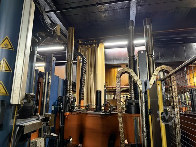 Hydraulinen renkaiden vulkanointipuristin Harburg-Freudenberger Maschinenbau GmbH MCP 52-180IC