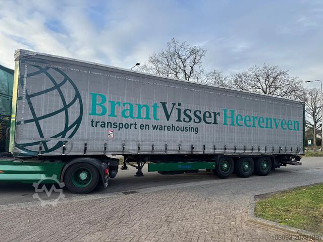 Schiebeplanen Krone 3-ass schuifzeilen oplegger