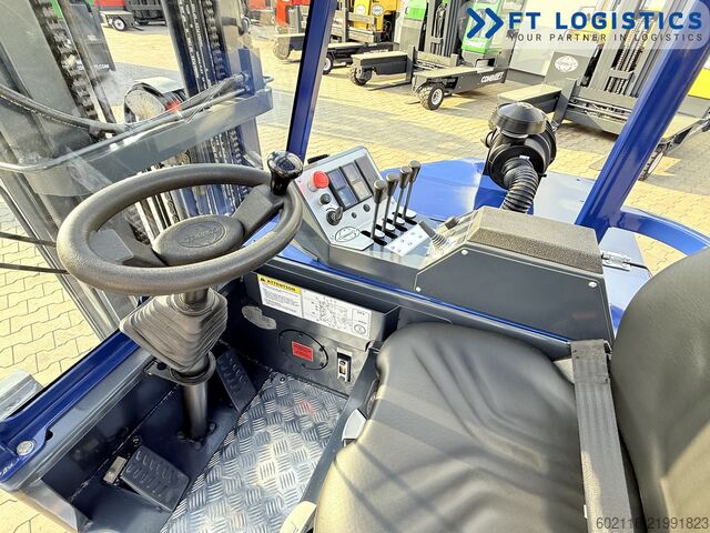 四向叉车 Combilift CB3000 GAS TRIPLEX 5500 POSITIONER