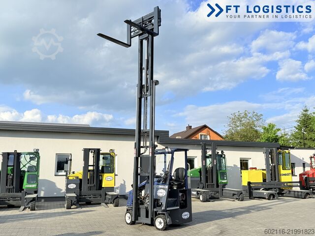 四向叉车 Combilift CB3000 GAS TRIPLEX 5500 POSITIONER