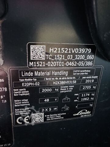 Elektrisk 4 -hjulet gaffeltruck Linde E 20 PH-02 EVO Triplex Kabine ZVG