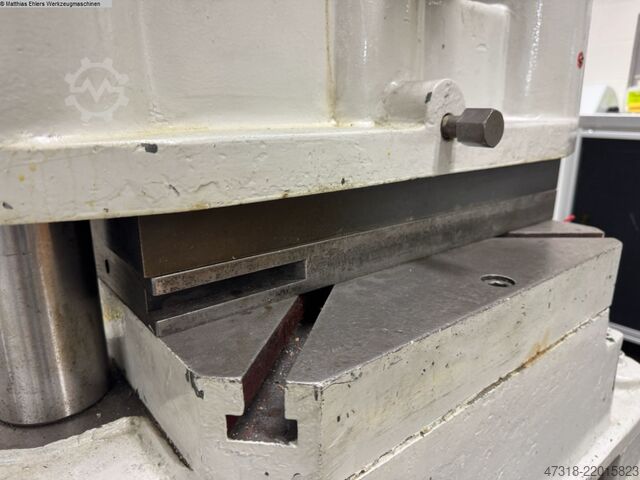 Hydraulische afkantpers WEINBRENNER S 30 / 1250