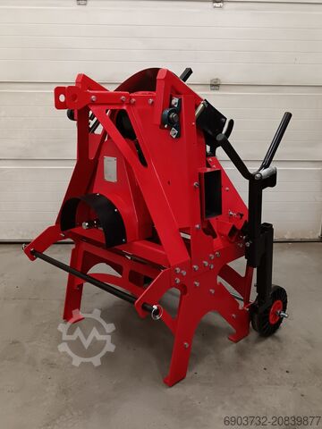 Traktorgetriebene Entrindungsmaschine Tmi Kuoretta K-150