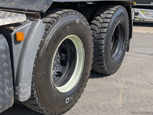 Véhicule tracteur MAN TGX 33.510 BL SA 6x4 mit EPSILON S260Z96, MIETE?