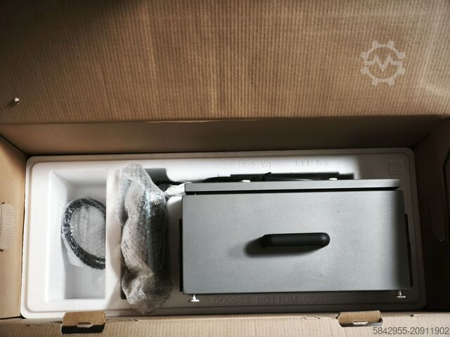 Industrijski robot Universal Robots Universal Robots UR5e with Teach Pendant