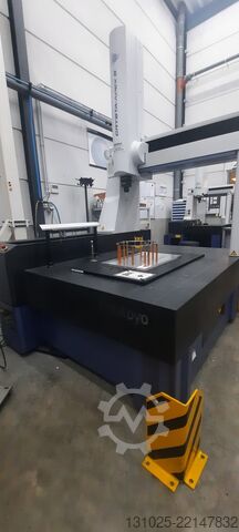 Koordináta-mérőgép Mitutoyo Crysta Apex S-9106 CMM