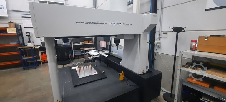 Koordináta-mérőgép Mitutoyo Crysta Apex S-9106 CMM