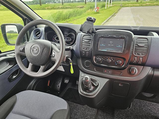 Stationbíll með háu þaki OPEL VIVARO 1.6