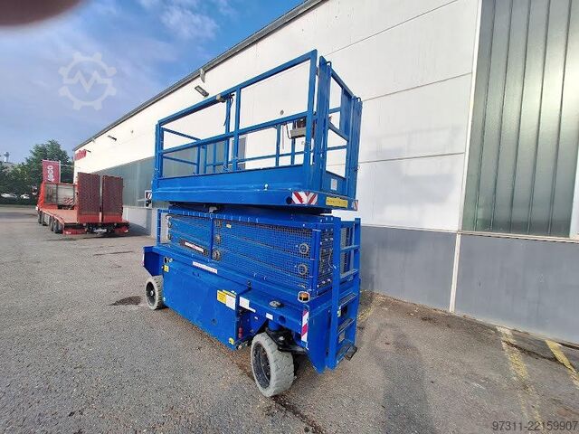 कैंची उठाओ Holland Lift N-140EL12