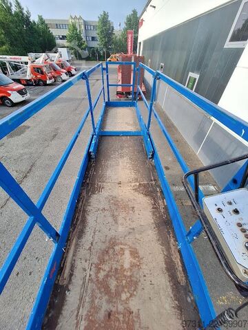 कैंची उठाओ Holland Lift N-140EL12