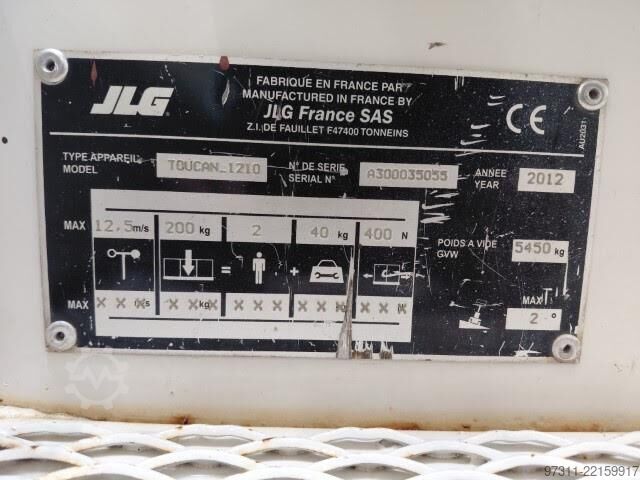 उठाना JLG TOUCAN 1210
