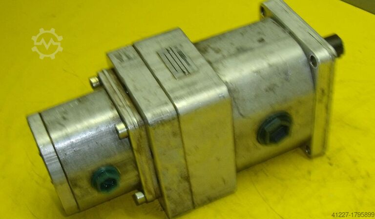 Double hydraulic pump Orsta C16-2R TGL10859