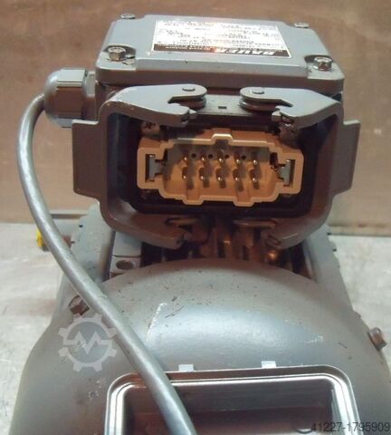 Мотор-редуктор 0,37 кВт 140 об/мин BAUER BS03-37V/D08SA4-TOF-ST-K