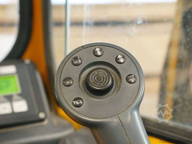 Bočni viljuškar Hubtex MQ 35 EL