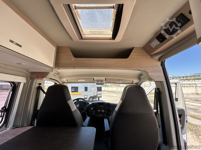 คาราวาน/รถบ้าน Fiat Weinsberg Carabus 600 K | 4 posti letto | Completamente attrezzato