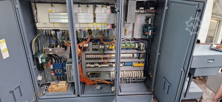 مركز تشغيل رأسي Mas Kovosvit MCU 630