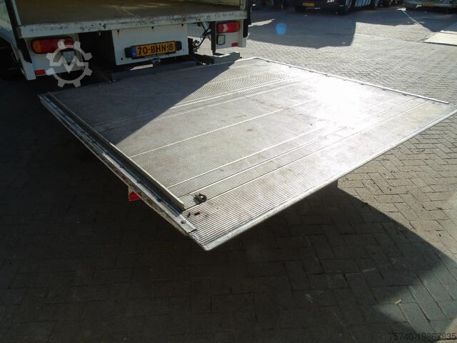 čemodāns Volvo FL 250 + euro 6 + lift + 12T