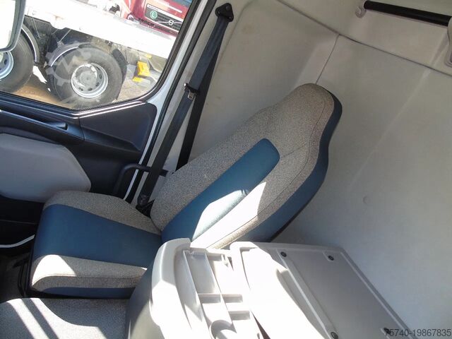 čemodāns Volvo FL 250 + euro 6 + lift + 12T