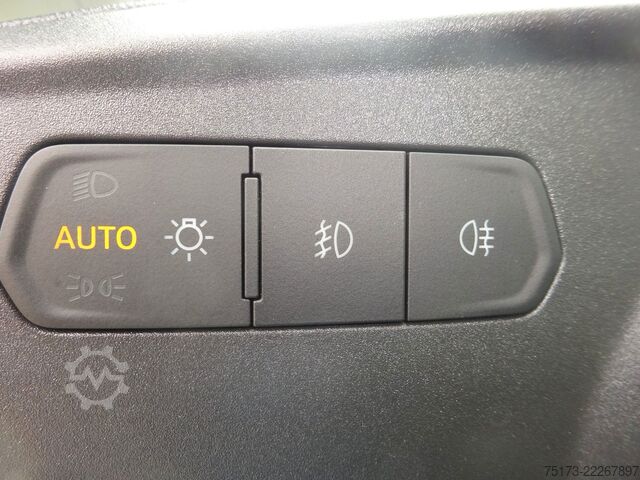 Panelová dodávka FORD Grand Transit Connect Kasten L2 FWD Autm. Trend