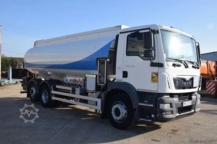 Cisternu MAN TGM 18.290