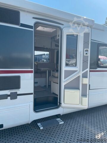 Integrated camper BÜRSTNER Elegance I 910 G *Sie sparen: ca. 85.000¤*