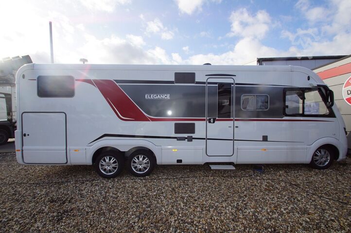 Integrated camper BÜRSTNER Elegance I 910 G *Sie sparen: ca. 85.000¤*