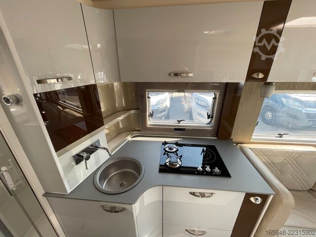 Integrated camper BÜRSTNER Elegance I 910 G *Sie sparen: ca. 85.000¤*