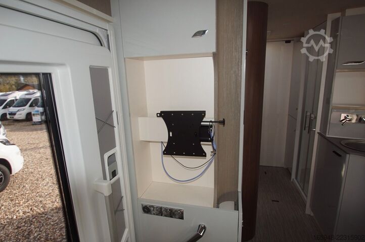 Integrated camper BÜRSTNER Elegance I 910 G *Sie sparen: ca. 85.000¤*