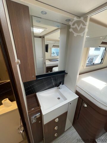 Integrated camper BÜRSTNER Elegance I 910 G *Sie sparen: ca. 85.000¤*