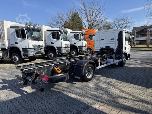Chassis de carrinha MAN TGL 8.180 4X2 BL