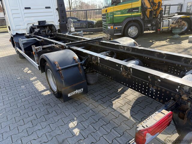 Chassis de carrinha MAN TGL 8.180 4X2 BL